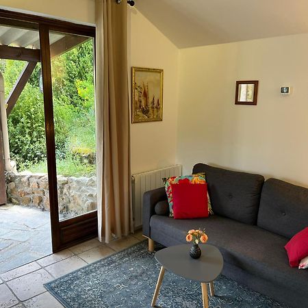 Maison Castellane Chambre D'Hotes B&B ภายนอก รูปภาพ