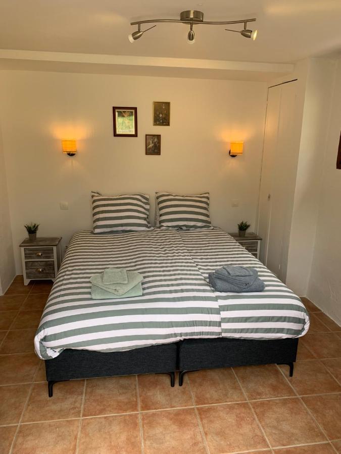 Maison Castellane Chambre D'Hotes B&B ภายนอก รูปภาพ