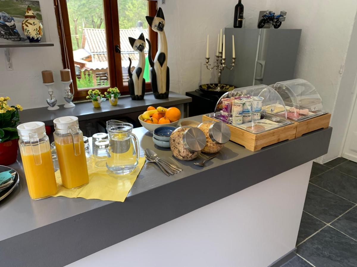 Maison Castellane Chambre D'Hotes B&B ภายนอก รูปภาพ