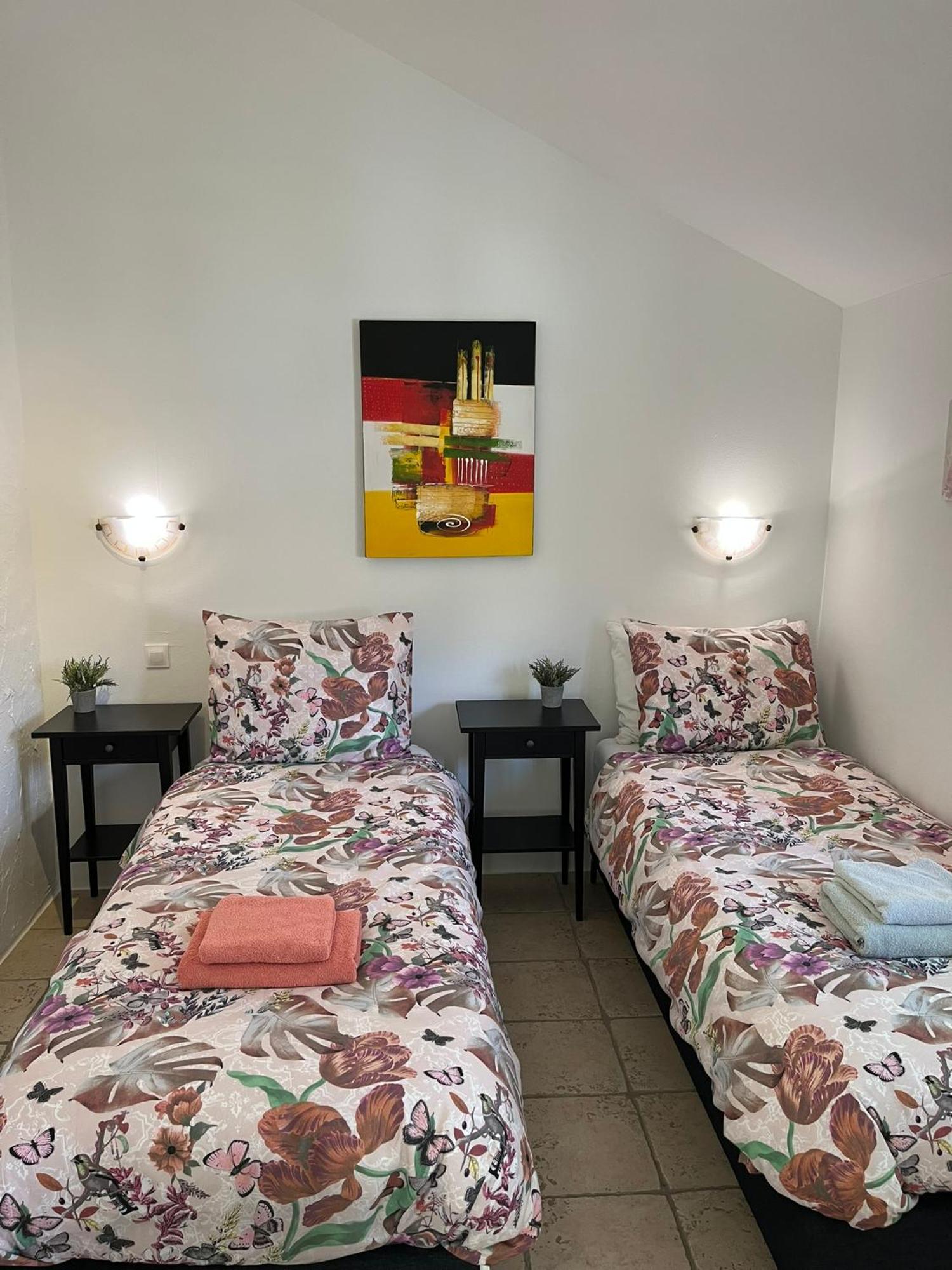 Maison Castellane Chambre D'Hotes B&B ภายนอก รูปภาพ